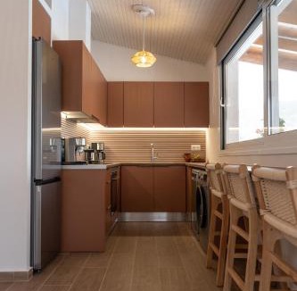 Kalyvia Thorikou House | Lagonisi Olive Retreat
