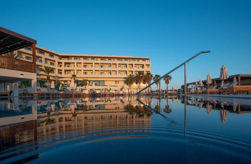 Anissaras Resort | Oya Beach Resort