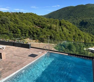 Pejë Villa | Villa Luxury Forest
