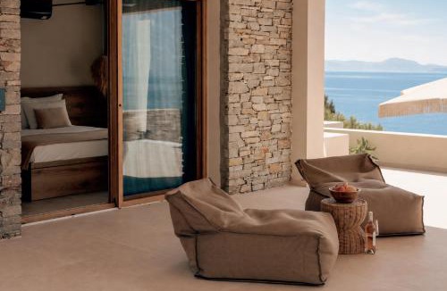 Pangaio Hotel | La Brise Luxury Suites