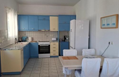 Agios Emilianos House | KOUNOUPISEA Holidays house ΜΕ ΥΠΕΡΟΧΗ ΘΕΑ ΣΤΟ ΠΟΡΤΟ ΧΕΛΙ