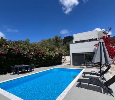 Plataria Villa | Villa Nicolas Plataria