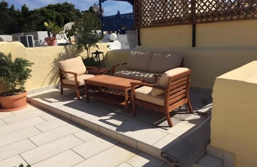 Rhodes Old Town Villa | The Knight And The Pomegranate -