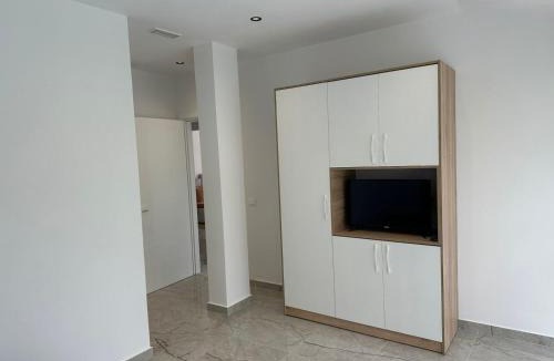 Sakës Apartment | guest house Qyteza