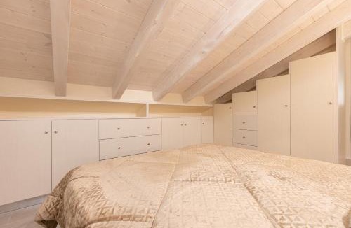 Pythagorion Apartment | Pythagoreio Blue Street Upper Floor Apartment