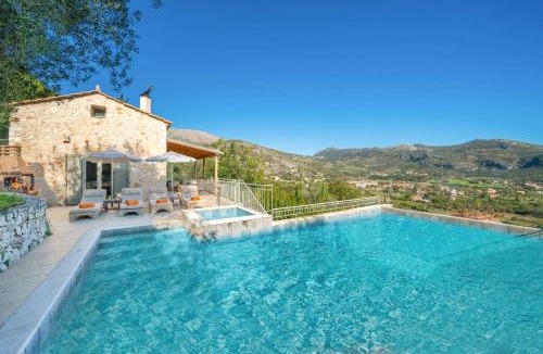 Kateleios Villa | Villa Katelios Bay View by Villa Plus