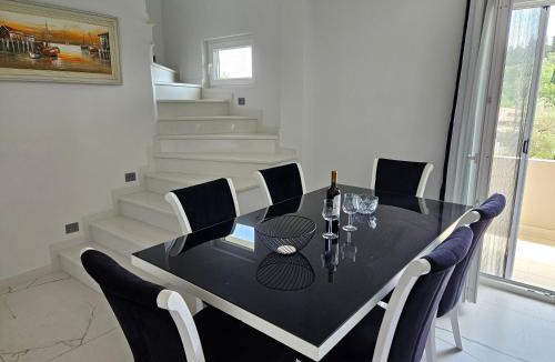Ipsos Apartment | GREY LUXURY HOUSE