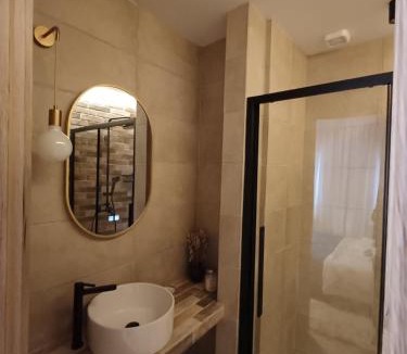 Agios Germanos House | Traditional Guesthouse Vrigiis