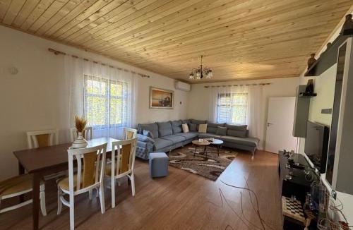 Kukes County Villa | Vila Curri