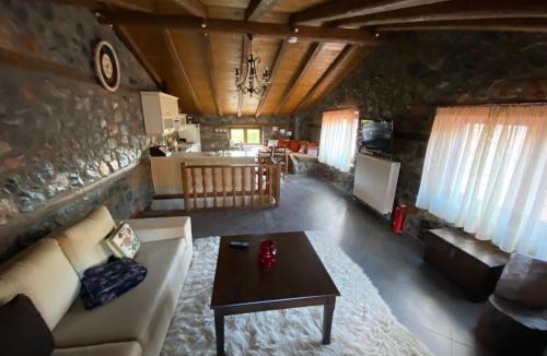 Aghios Athanasios Apartment | Aelios Petra