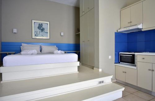 Apraos Apartment | Vista Petros