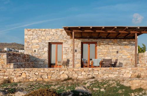 Ano Meria House | Folegandros Moniasma Serenity - Livadaki Sunny Gem