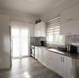 Kymi-Aliveri Villa | Villa Evanthia