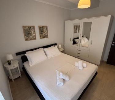 Ampelokipoi-Menemeni Apartment | Η Βεράντα