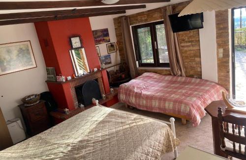 Kalivia Filaktis House | To σαλέ της λίμνης 2