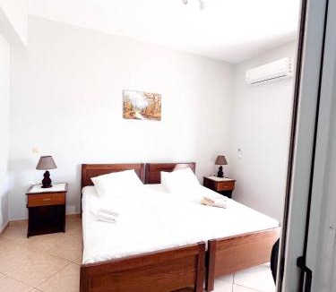 Mirties Apartment | Sylvia Studios