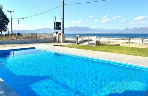 Oropos Apartment | Costa Kalamos Suites