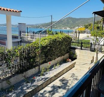 Palaio Tsifliki House | Villa Harmony Beach Front