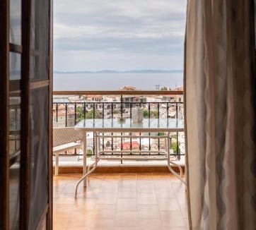 Neos Marmaras Apartment | House Mistral