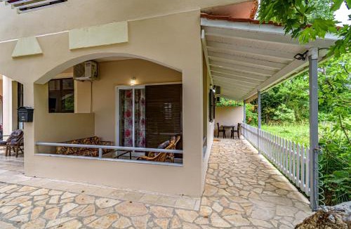 Dassia Apartment | Spiti Prokopis - Marilena House