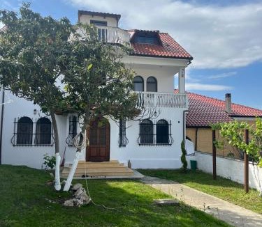 Kruje House | Vila Taga Guesthouse