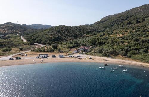 Toroni House | Adam House-Castle view