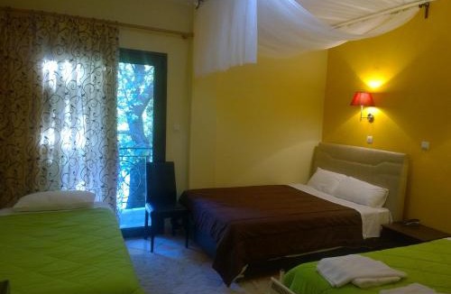 Arachova Hotel | Hani Zemenou