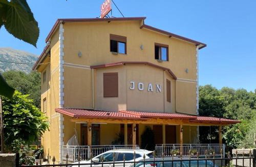 Permet House | Joan Guesthouse