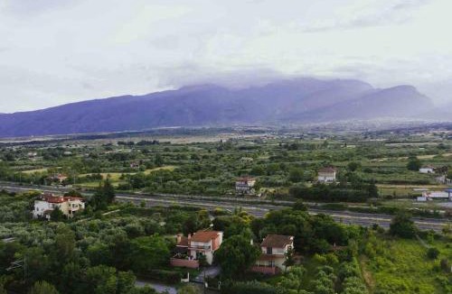 Litochoro House | Litochoro Achilleas & Chara's Summer House