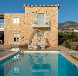 Lefktron Villa | Katergo Luxury Villas