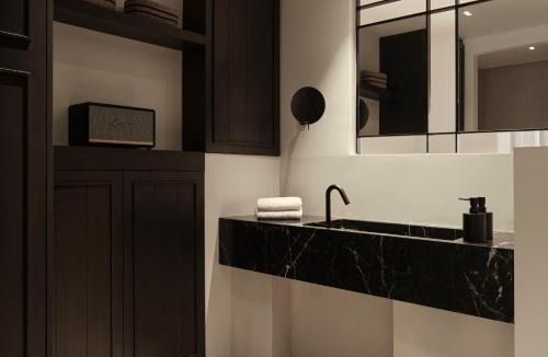 Platis Gialos Hotel | Ezio Bo Luxury Living