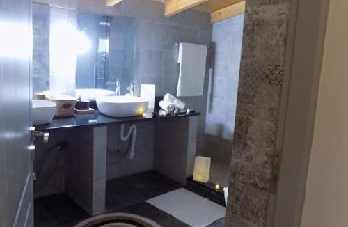Bralos House | Nikos House Megara