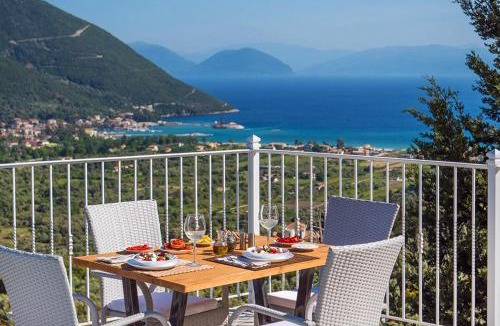 Evgiros Villa | Vasiliki Cottages