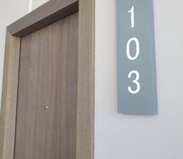 Mbrostar-Urë Hotel | Albes Hotel