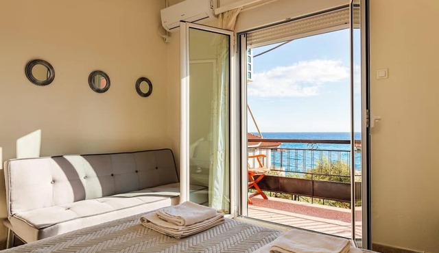 Kardamili Family Beach House - Sunset Seaview