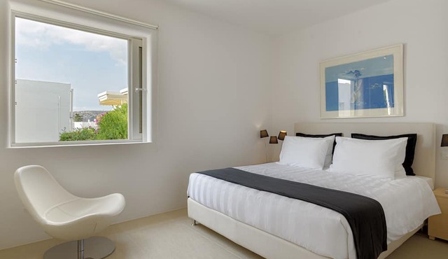 Luxurious Beachfront Villa Maira in Kropia