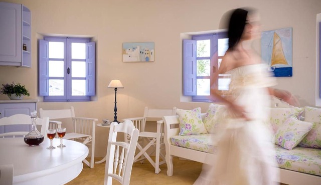 Holiday house with private pool for 5 persons approx. 90 m² in Santorini, Aegean (Santorini)