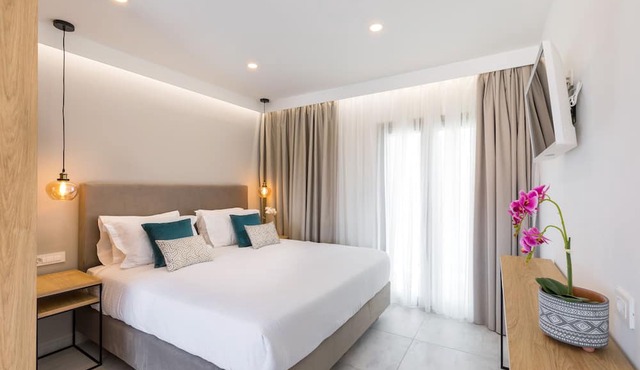 V Luxury Suites in Corfu