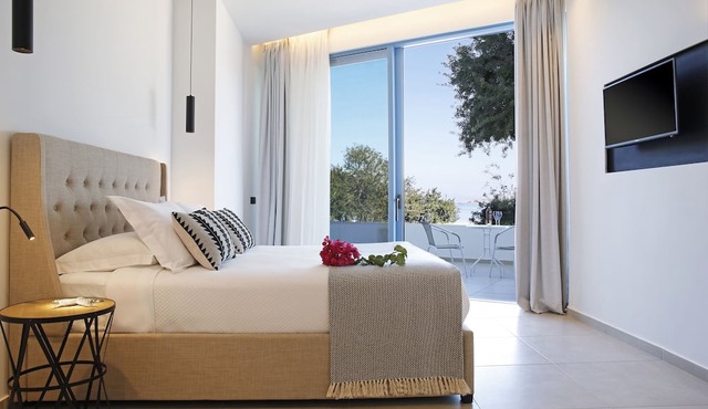 Oasis Beach Hotel