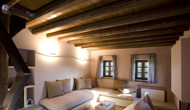 Kipi Suites