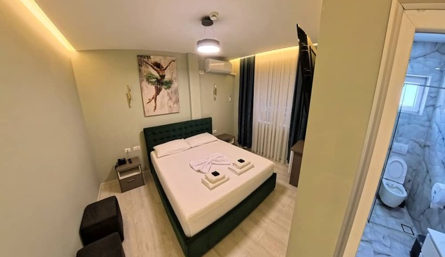 London Restaurant Hotel