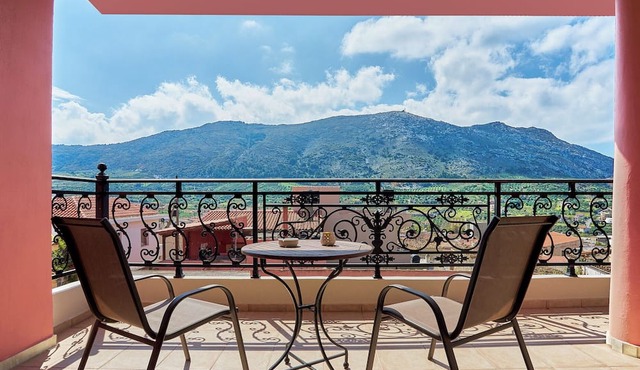 Arhontiko Arhanes Suites in Archanes-Asterousia