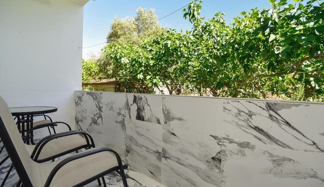 Studio Room w Balcony 6 min to Beach in Montenegro