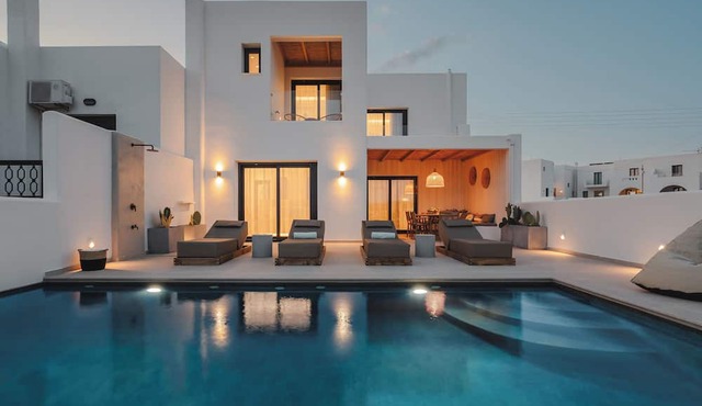 C & G Villas