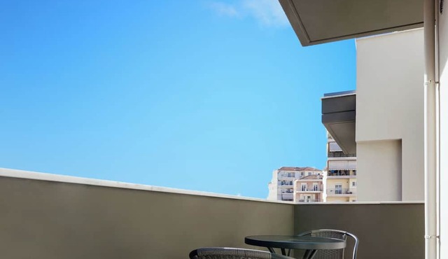 Comfort City Suites & Rooms