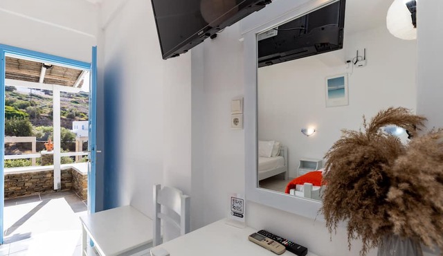 Rita Rooms
