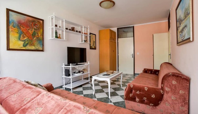 Flat 3 min to Beach w Terrace in Budva Old Town