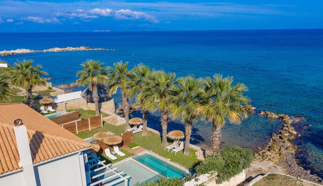 Gaia Deluxe SeaFront Villa, with Private Pool & Direct Access to the Beach