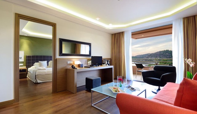Royal Paradise Beach Resort & Spa