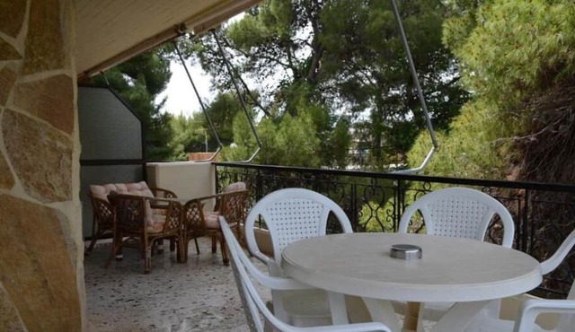 Apartments Zoumperi